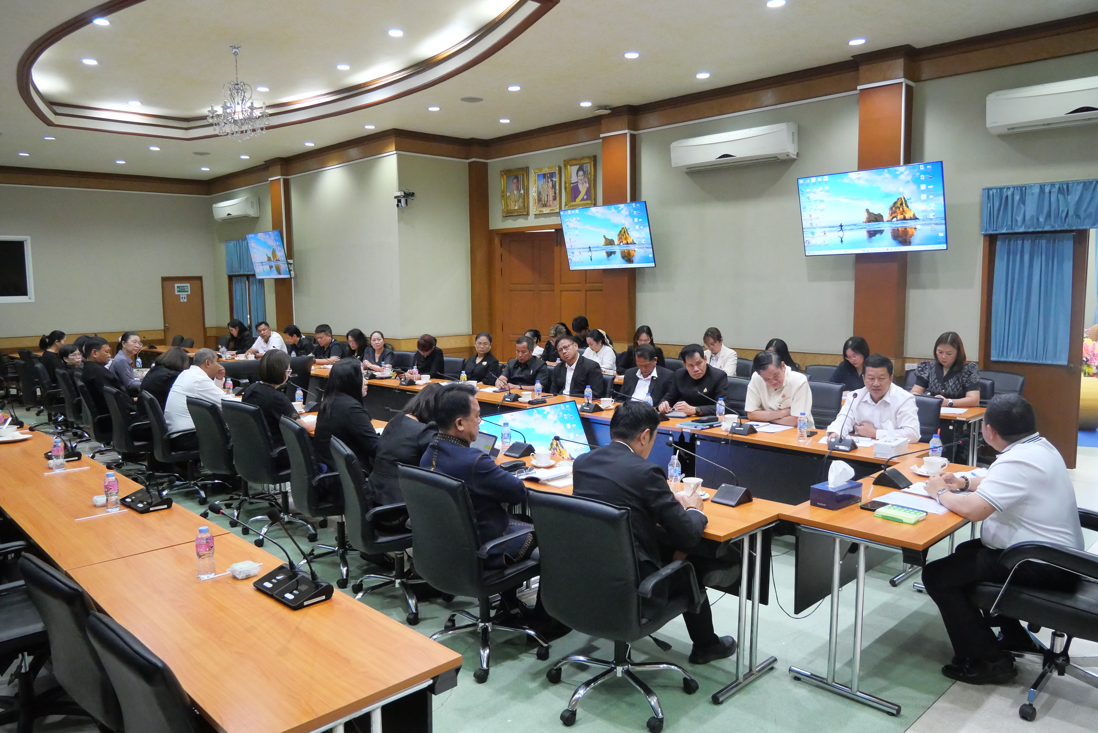 title - ส.ป.ก. ประชุม Morning Talk